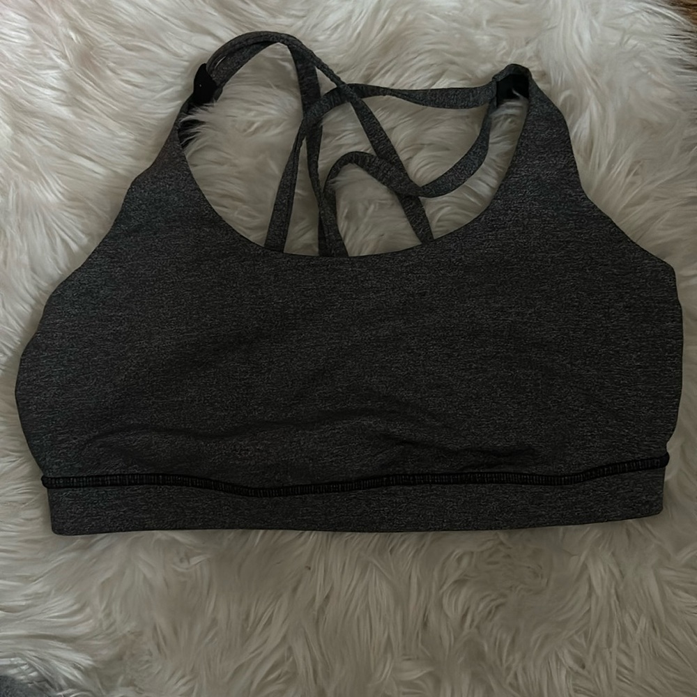 Lululemon sports bra